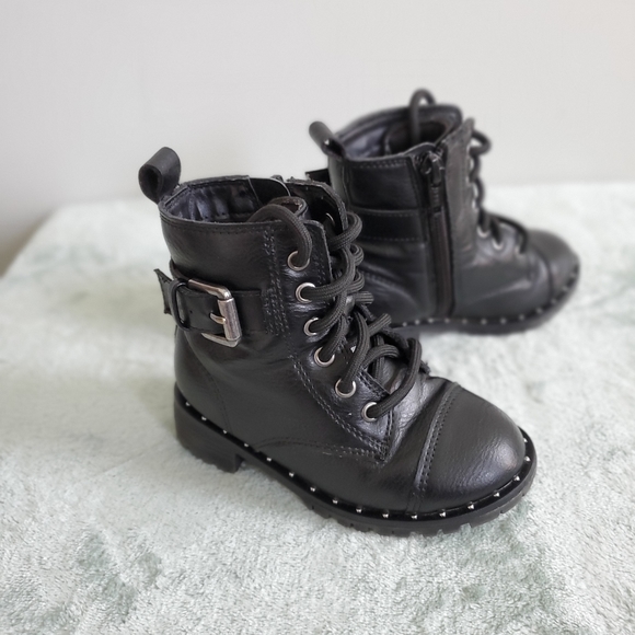 WONDER NATION KIDS Black Lace Up, Side Zip Boots - Picture 4 of 8